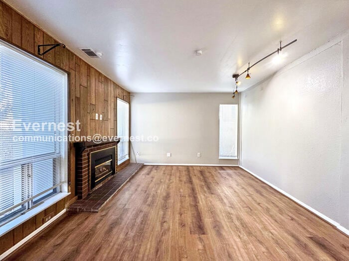 Building Photo - 16365 E Rice Pl