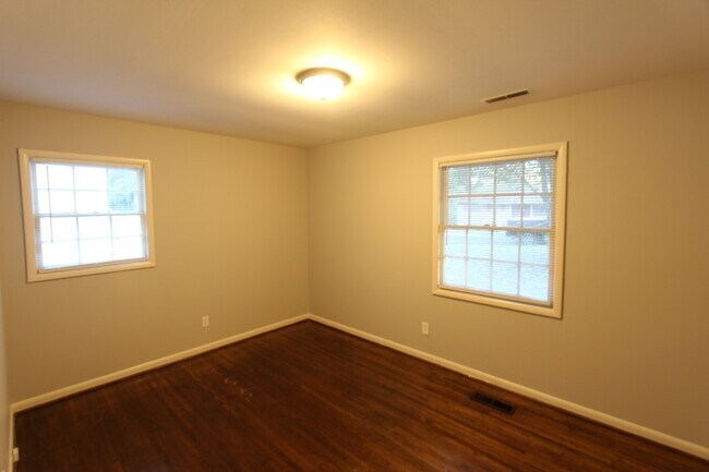 Building Photo - Great House with Fresh New Updates!!  Better Hurry!!