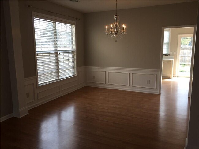 Building Photo - 4412 Shillham Ct