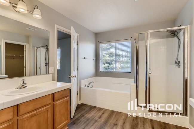 Building Photo - 14367 Talawa Dr