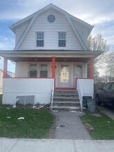 Building Photo - 87-16 260th St