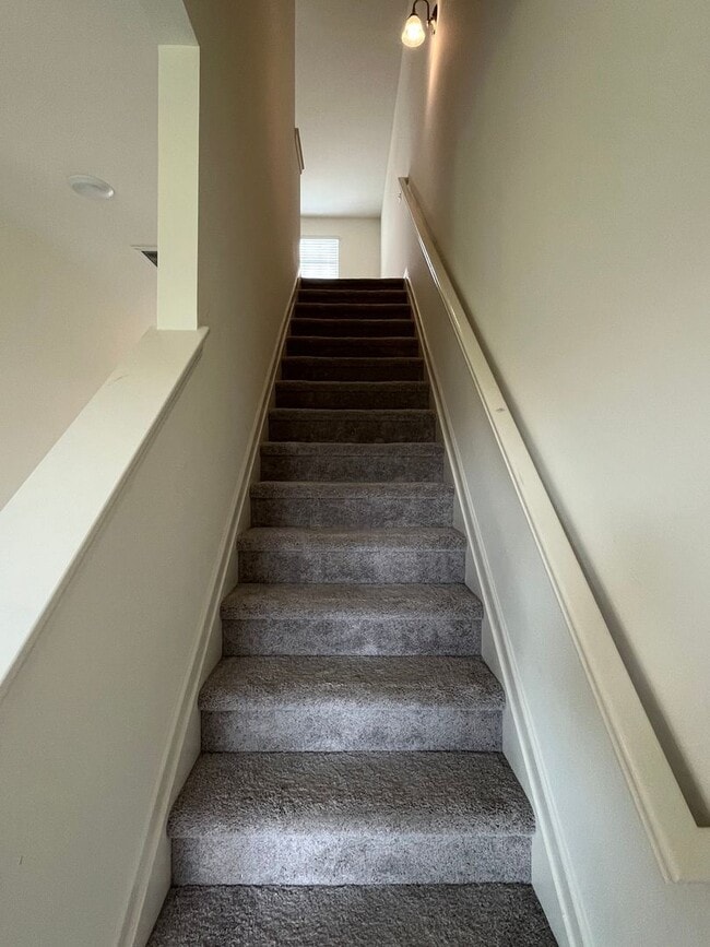 Building Photo - Beautiful 3 Bedroom Home In Cane Bay - Ava...