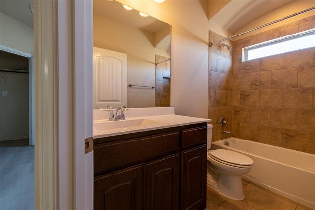 Building Photo - 2813 Saddle Creek Dr