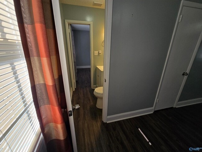 Building Photo - 159 Mallard Dr