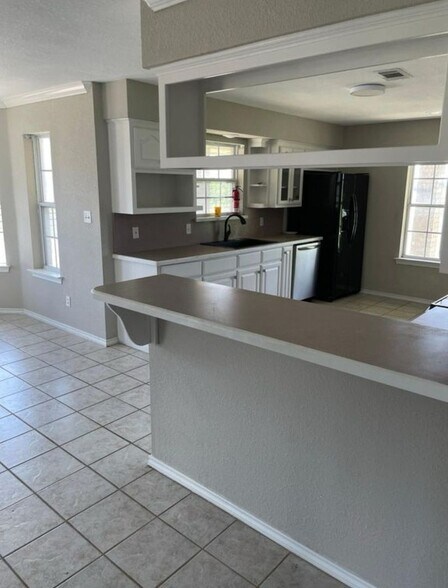 Building Photo - 2517 Farm To Market Road 2862