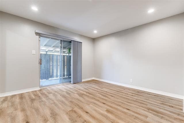 Building Photo - 15909 Archwood Ln