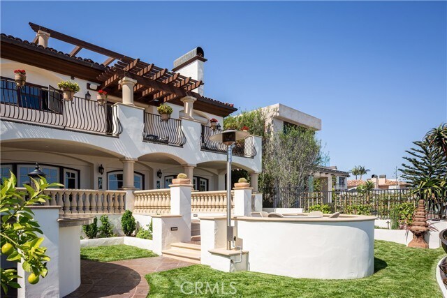 Building Photo - 24352 Santa Clara Ave