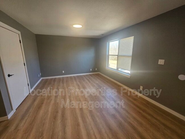 Building Photo - 950 Monterey Way