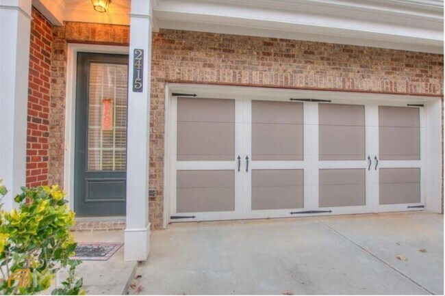 Building Photo - 2415 Tenor Ln