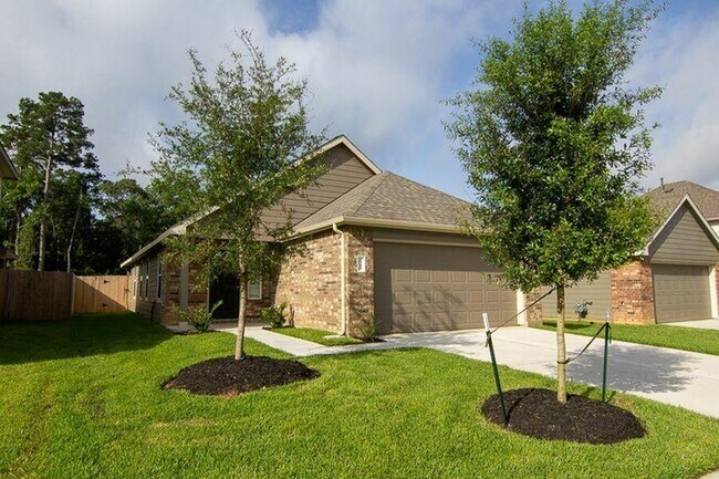 Primary Photo - 2735 Madison Ct