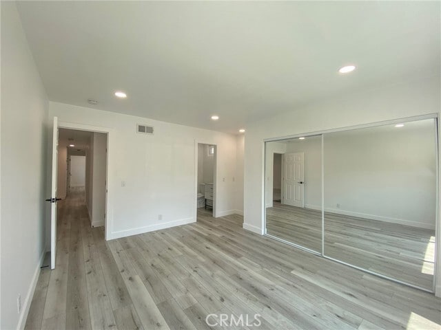 Building Photo - 10427 La Despensa Ave