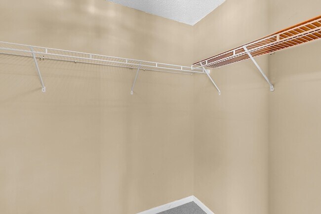 Building Photo - 124 Dovetail Cir