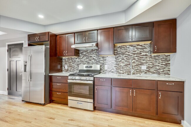 Building Photo - KD Flats