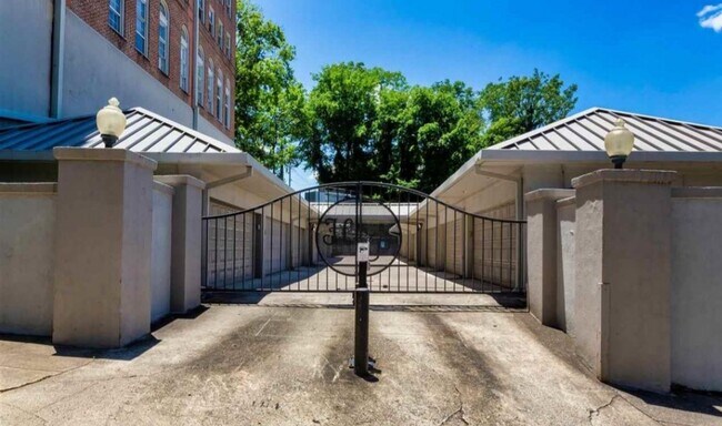 Upper level parking - 2250 Highland Ave S