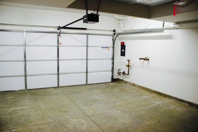 Building Photo - 2868 C St