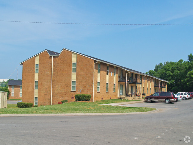 Primary Photo - Fallbrook Apartments