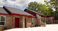 Building Photo - Brand New 1-BD OCTOBER SPECIALS!