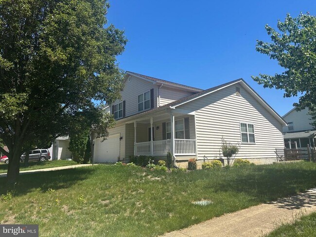 Building Photo - 3877 Shiner Ct
