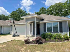 Building Photo - 1039 Lovebird Ct