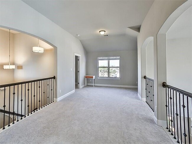 Building Photo - 15601 Cabrillo Way