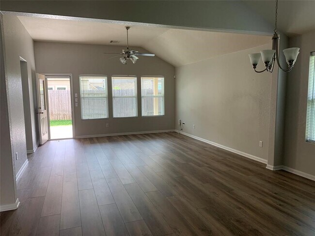 Building Photo - 14914 Rustler Gate Ln