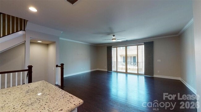 Building Photo - 1220 Madison Towns Ln