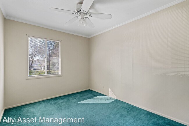 Building Photo - 3 br, 1 bath House - 2838 Smithfield Road