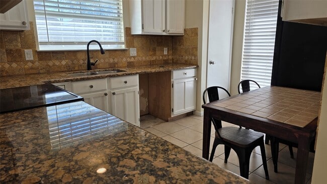 Building Photo - 3607 Timber Rock Ct