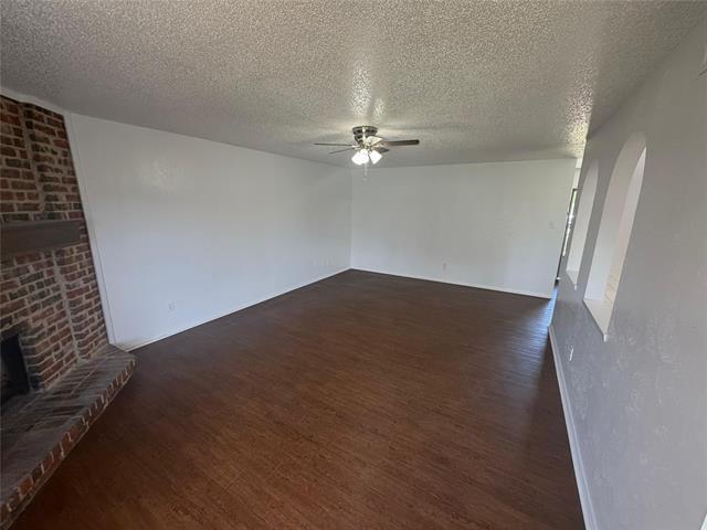 Building Photo - 5415 Queen Ct