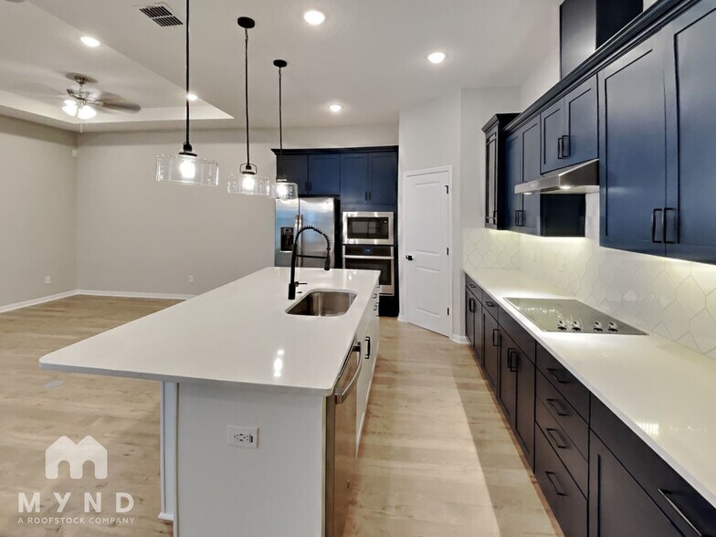 Building Photo - 660 Kimber Ln