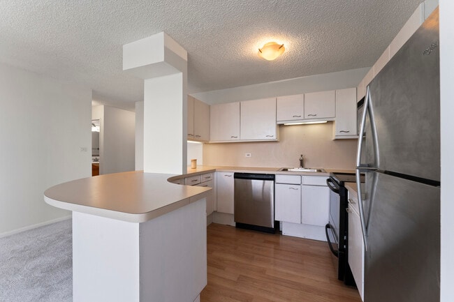 Building Photo - 2754 N Hampden Ct