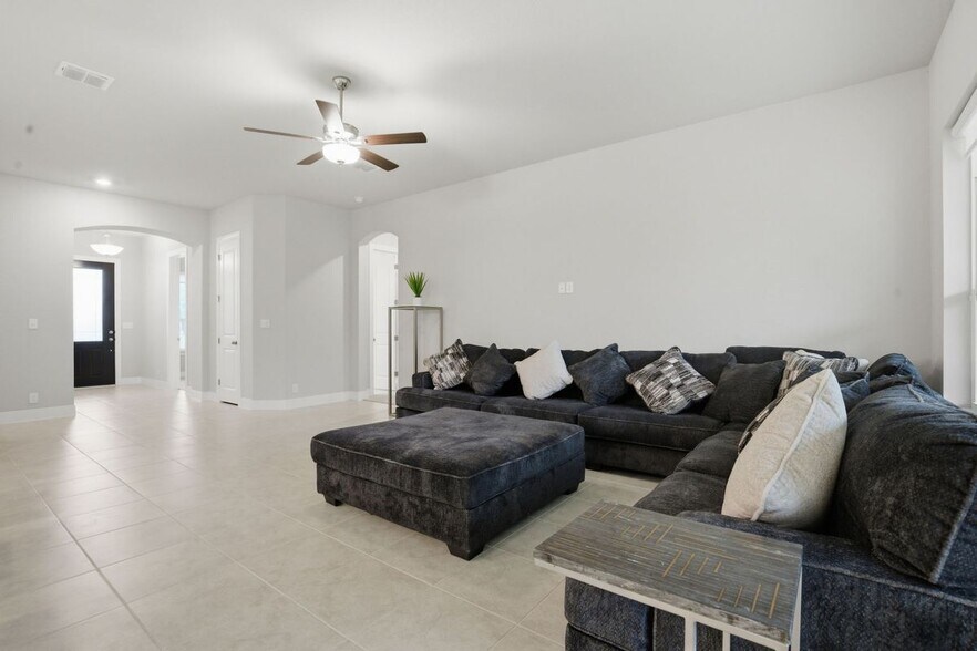 Building Photo - 24710 Faraday