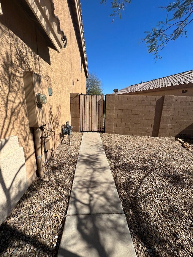 Building Photo - 20401 N 37th Ave