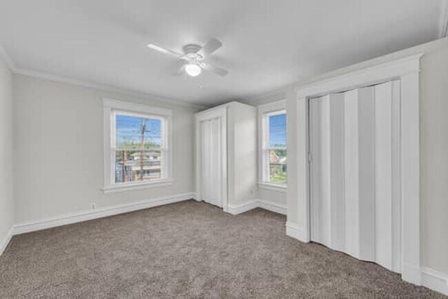 Building Photo - 3940 Delmar Ave