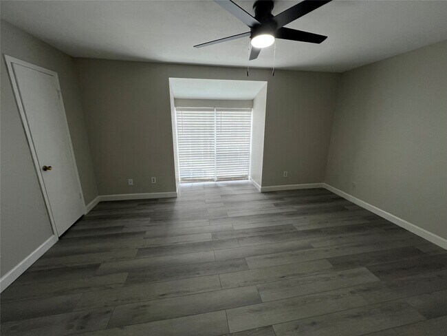 Building Photo - 12633 Memorial Dr