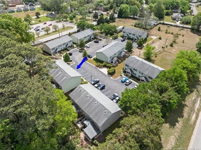 Building Photo - 421 Cityview Ln