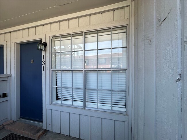 Building Photo - 2350 Bering Dr