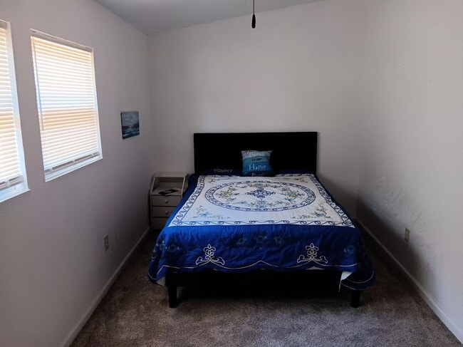 Building Photo - 206 2nd St NW