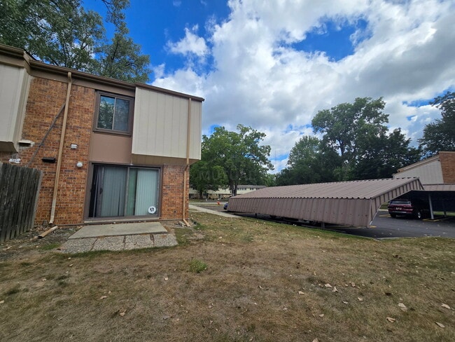 Building Photo - 23568 Lahser Rd