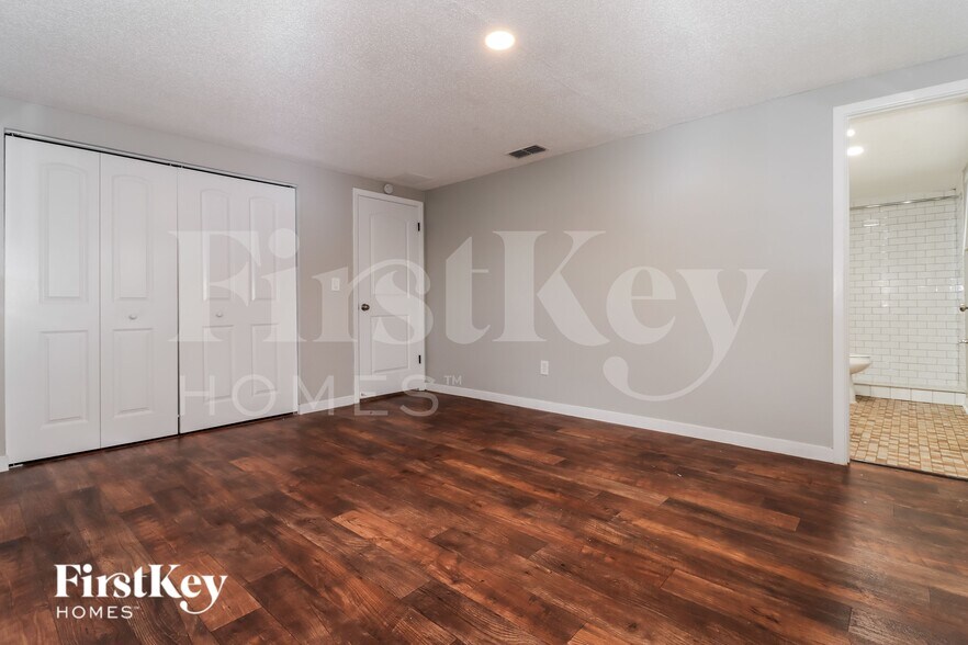 Building Photo - 6428 Ridge Crest Dr