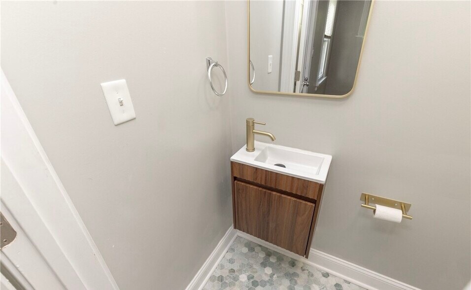 Half Bath - 1302 Mount Erin Dr