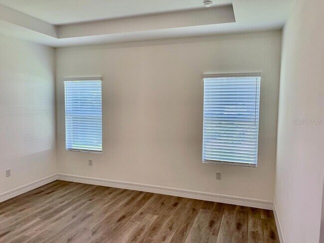 Building Photo - 21475 Seaton Ave