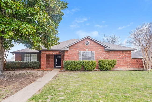 Building Photo - 936 Manor Dr