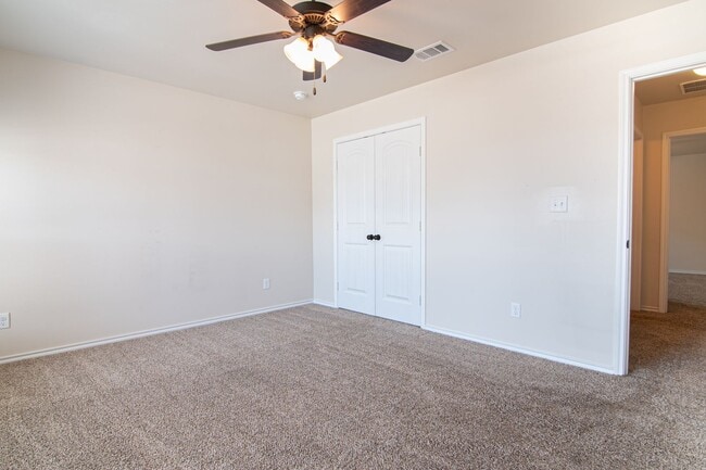 Building Photo - 6711 Boot Dr