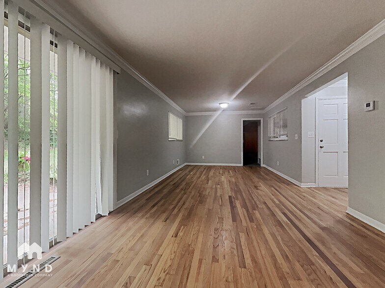 Building Photo - 2677 Riggs Dr