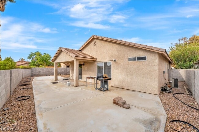 Building Photo - 920 Ashurst Ct