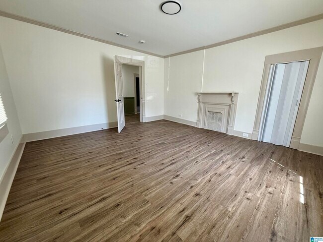 Building Photo - 1458 Hueytown Rd