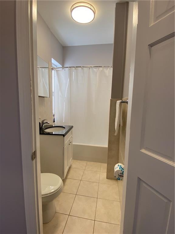 Building Photo - 2 Nicholas St