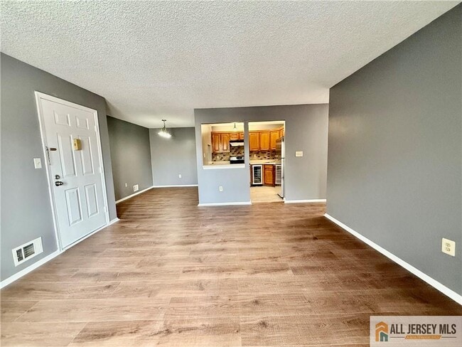 Building Photo - 31 Voscek Ct