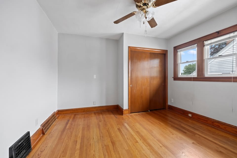 Building Photo - 148 Frame Ave